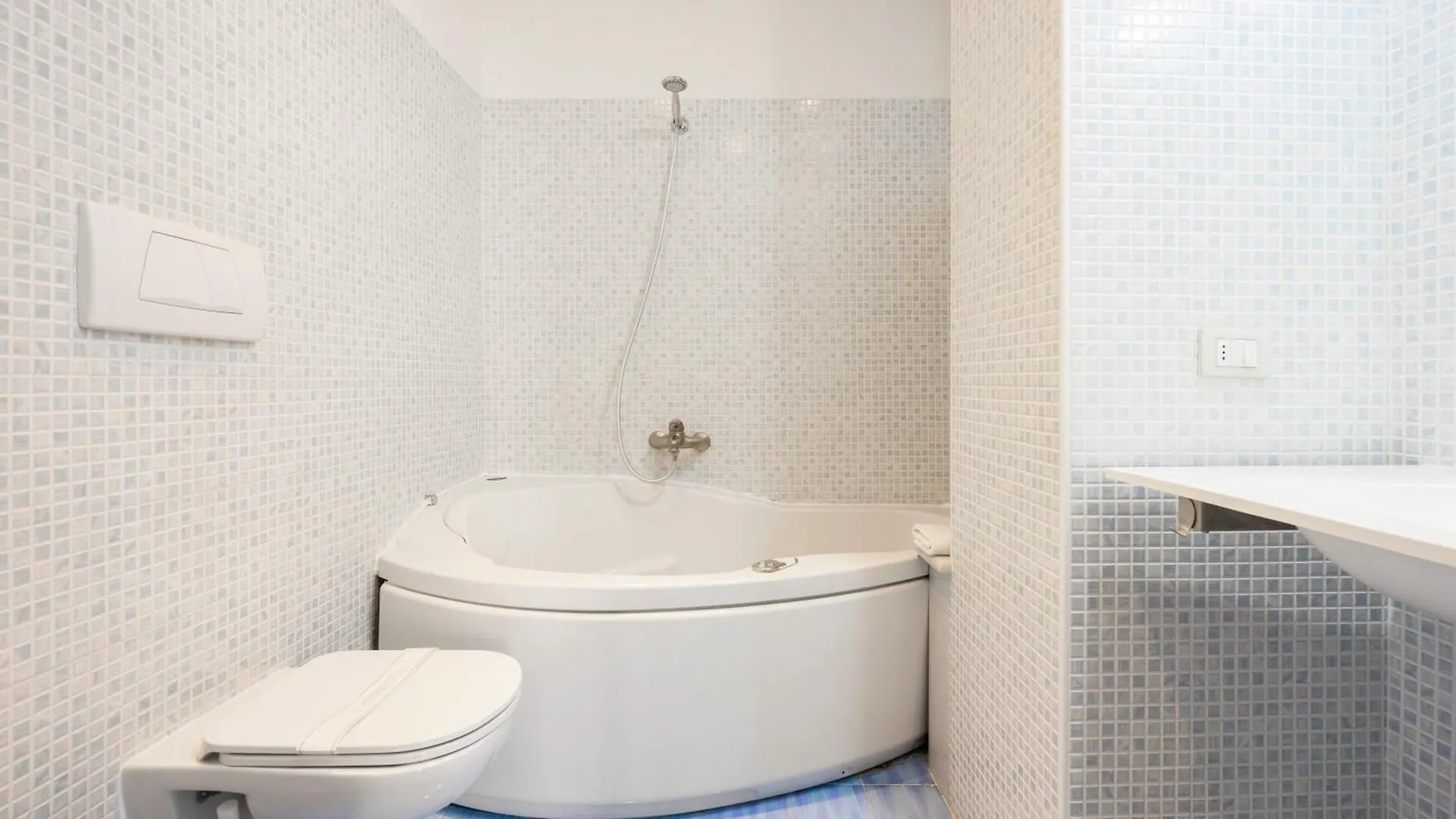 Sprone Apartment Florence